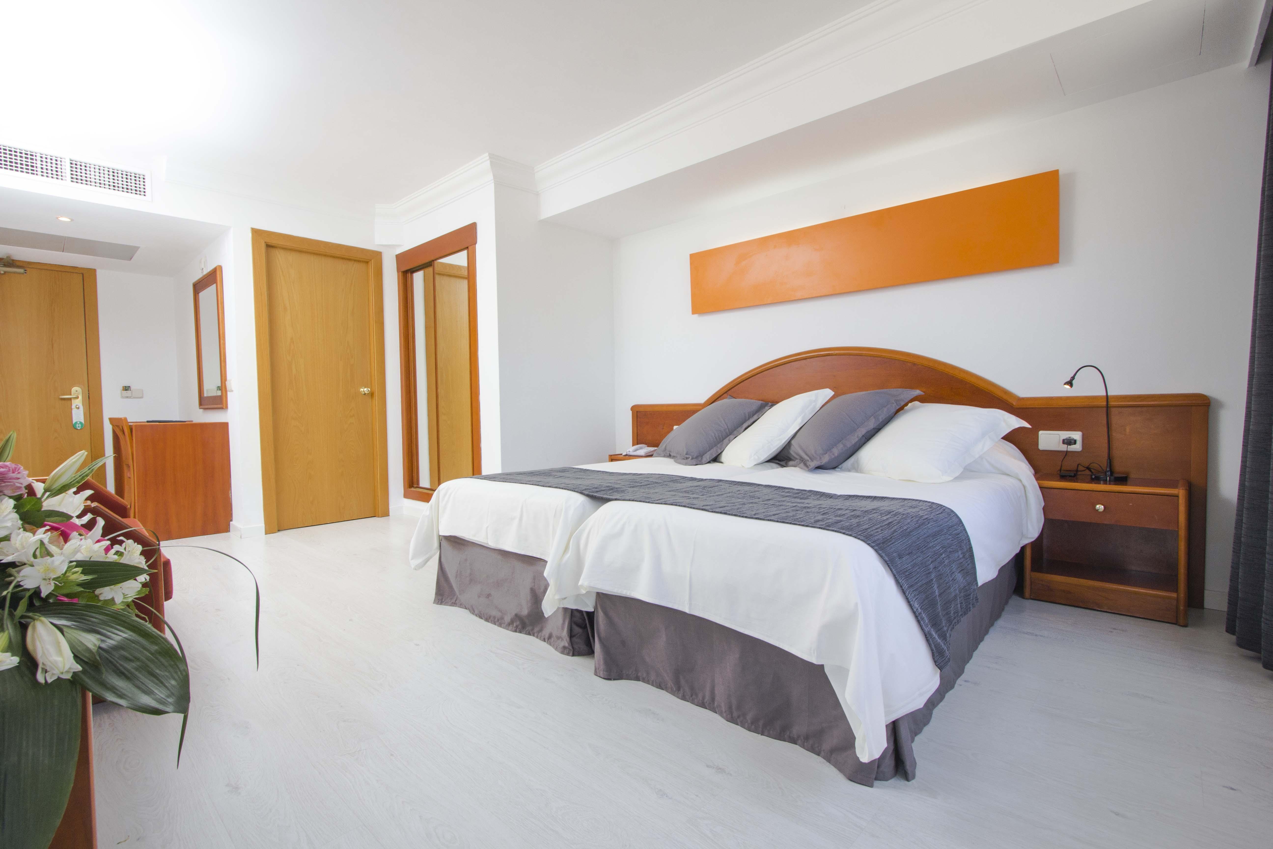 Hotel Sant Jordi Πλάγια Ντε Πάλμα Εξωτερικό φωτογραφία